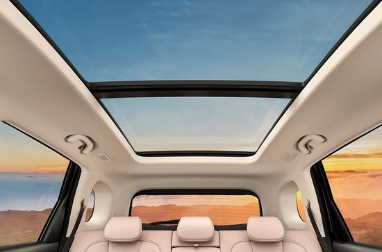 Hector Plus Panoramic Sunroof
