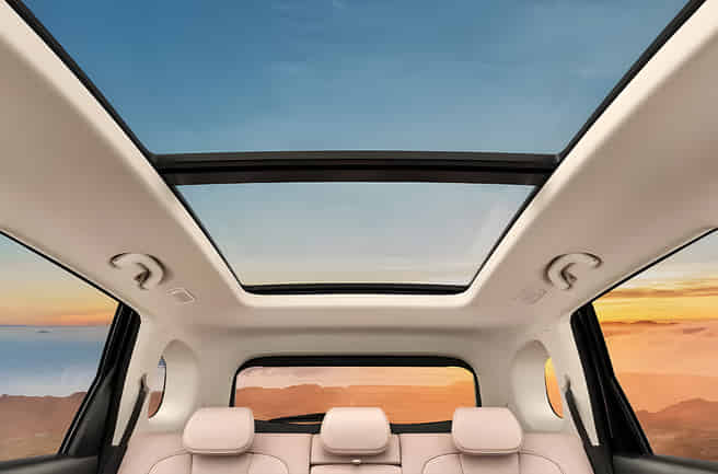 MG Hector Panoramic Sunroof