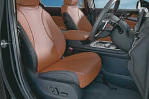 Carnival Powered driver’s seat 