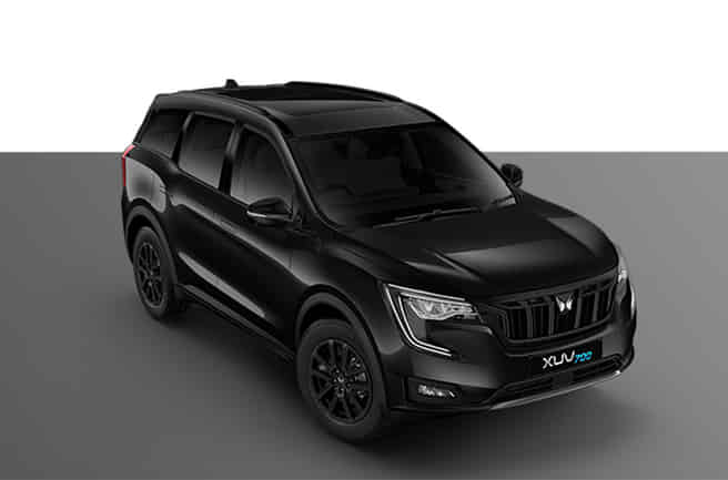 Mahindra XUV700 Powerful Turbo-Petrol and Diesel Engines