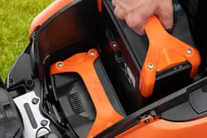 V2 Removable batteries V2 Removable batteries