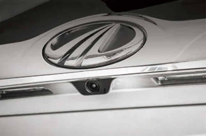 Mahindra Marazzo  Reverse Parking 