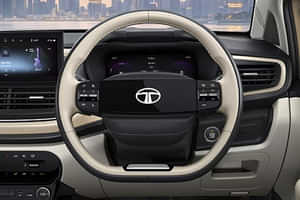 Altroz Smart Digital Steering Wheel Altroz Smart Digital Steering Wheel