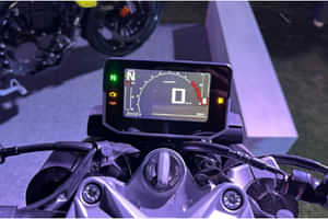 Xtreme 250R Smart Features and Connectivity Xtreme 250R Smart Features and Connectivity