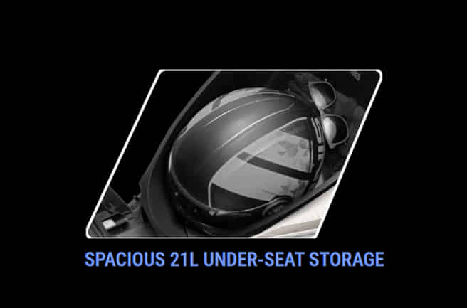 Yamaha RayZR 125 Fi-Hybrid Street Rally Sporty Street Rally Styling & Practical Storage