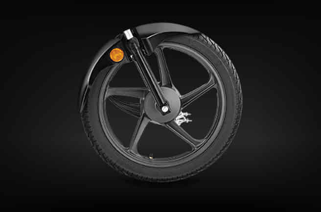Hero HF 100 Tubeless Tyres