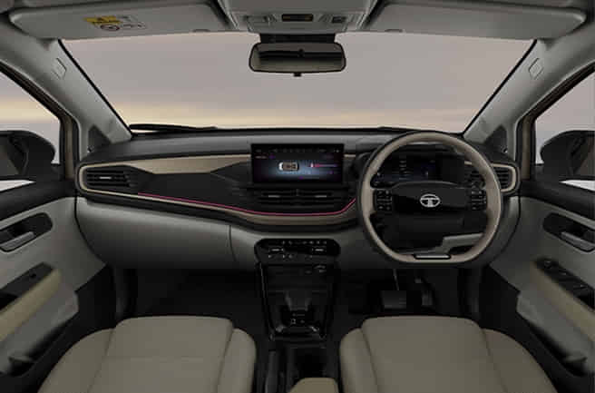 Tata Altroz Ultra View 26.03 cm Touchscreen & Digital Instrument Cluster