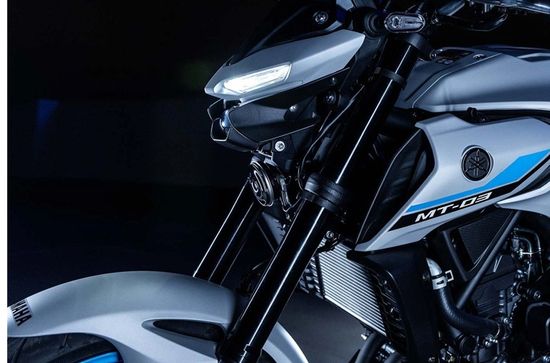 MT 03 Upside-Down Front Forks & Balanced Chassis