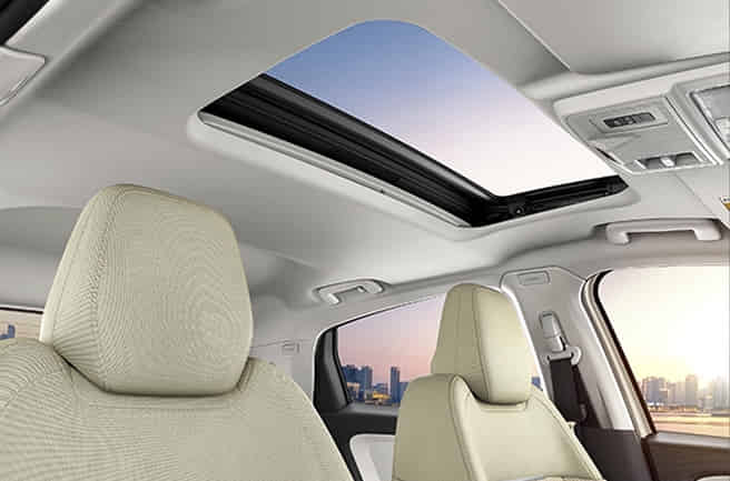 Tata Altroz Voice-Assisted Electric Sunroof
