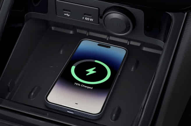 Tata Punch CNG Wireless Smartphone Connectivity Tata Punch CNG Wireless Smartphone Connectivity