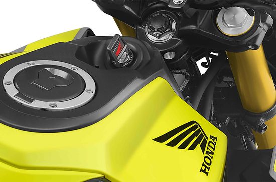 CB 125 Hornet key on tank position