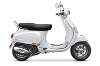 Vespa 125 Pearl White colour Vespa 125 Pearl White colour