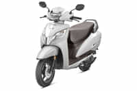 Honda  Activa 125 Pearl Precious White OBD2B colour Scooters Honda  Activa 125 Pearl Precious White OBD2B colour Scooters