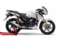 TVS Apache RTR 180 Pearl White colour Bikes TVS Apache RTR 180 Pearl White colour Bikes