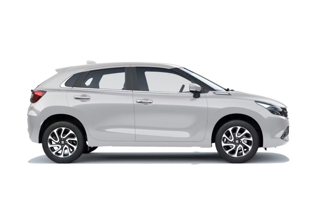 Baleno undefined in Arctic White Baleno undefined in Arctic White