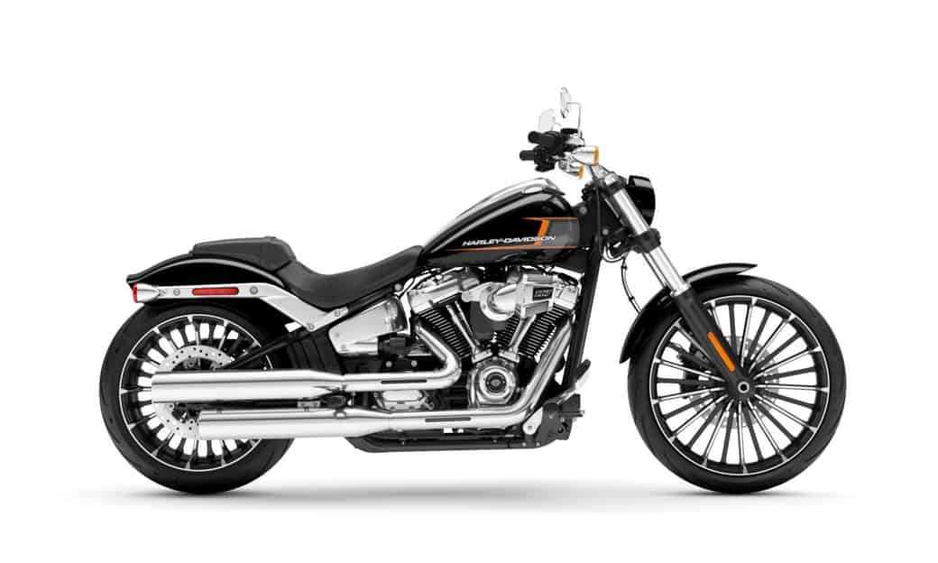 Harley-Davidson Breakout 117 in Vivid Black