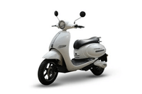 EVeium COSMO EV Moonlight White colour Scooters EVeium COSMO EV Moonlight White colour Scooters