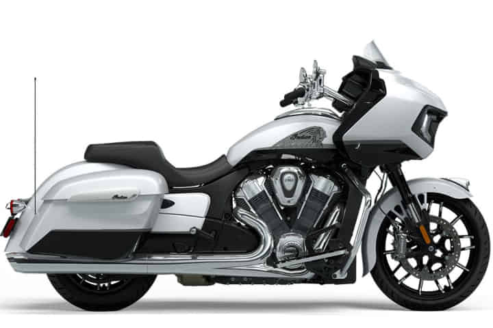 Challenger undefined in Ghost White Metallic Challenger undefined in Ghost White Metallic