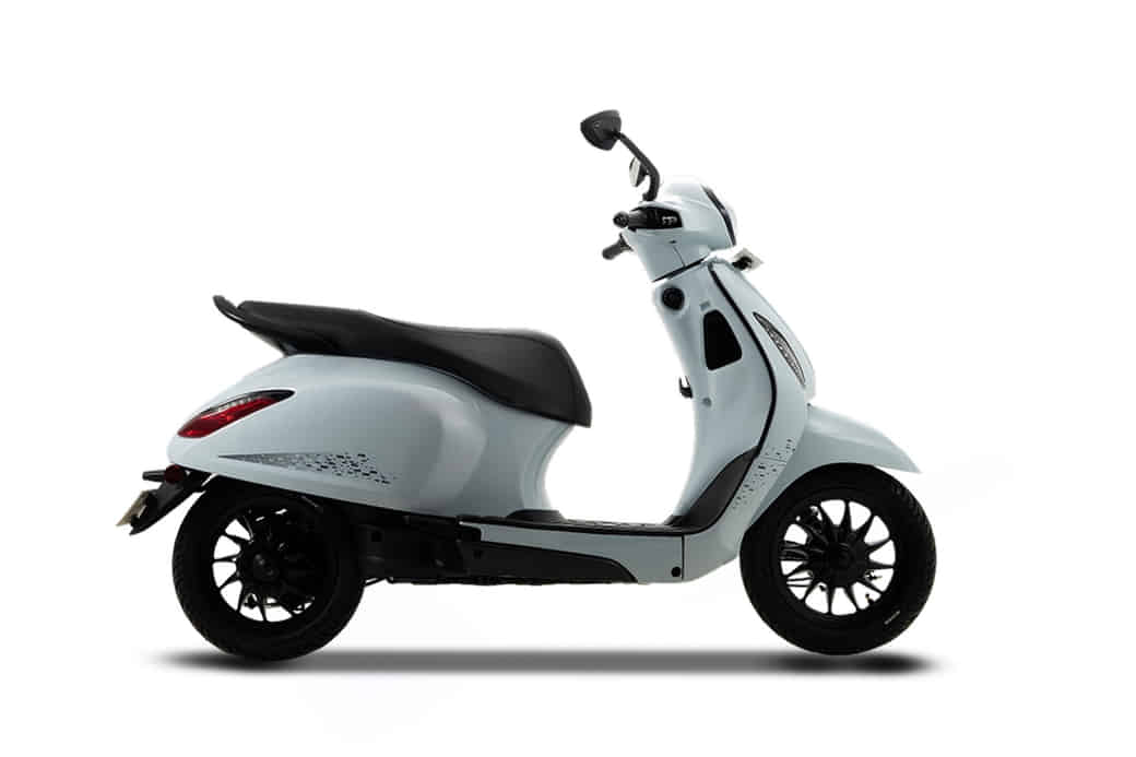 Chetak C30 undefined in CYBER WHITE