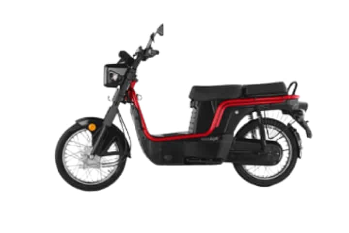 Kinetic E-Luna in Mulberry Red Kinetic E-Luna in Mulberry Red