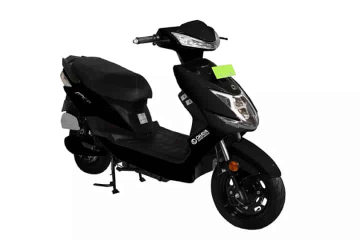 Faast 4 in Metallic Black Faast 4 in Metallic Black