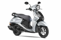 Yamaha Fascino 125 Fi Hybrid Silver colour Scooters Yamaha Fascino 125 Fi Hybrid Silver colour Scooters