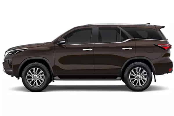 Fortuner in Phantom Brown