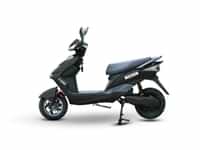 Okaya Electric Freedum Midnight Black colour Scooters Okaya Electric Freedum Midnight Black colour Scooters