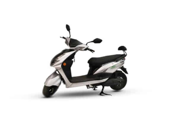 GEN NXT Nanu E-Scooter in Silver