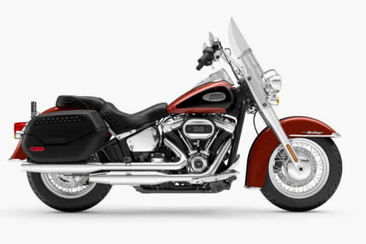 Harley-Davidson Heritage Classic BS6 in Red Rock + Vivid Black Harley-Davidson Heritage Classic BS6 in Red Rock + Vivid Black