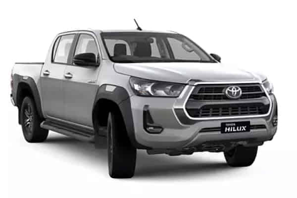 Hilux in Super White