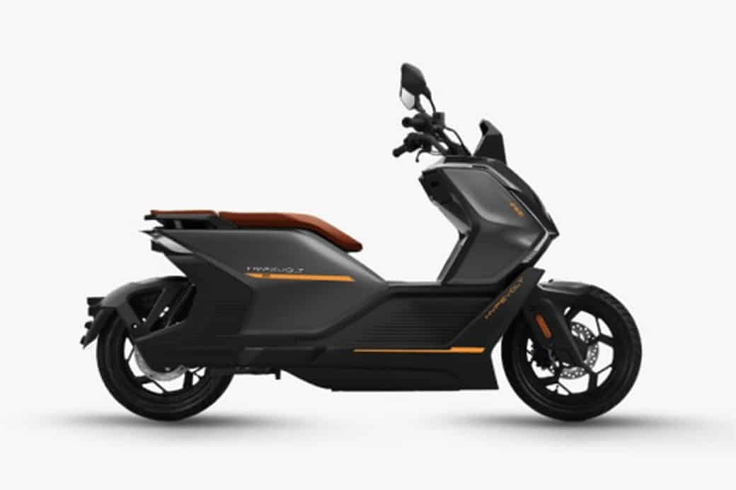 Hypevolt-R undefined in Black Hypevolt-R undefined in Black