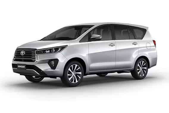 Innova Crysta 2020-2023 in Silver Innova Crysta 2020-2023 in Silver