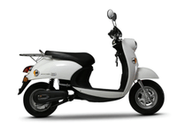 Benling India Kriti Pure White colour Scooters Benling India Kriti Pure White colour Scooters
