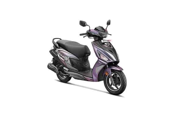 Maestro Edge 125 2021 -2023 in Prismatic Purple Maestro Edge 125 2021 -2023 in Prismatic Purple