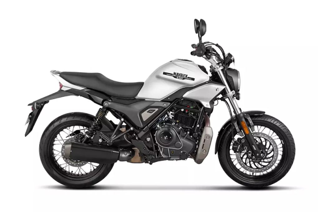 Mavrick 440 Arctic White