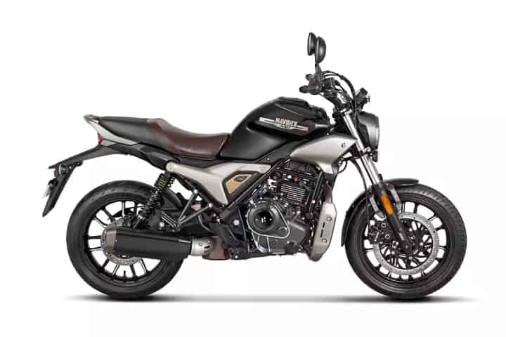 Mavrick 440 in Enigma Black