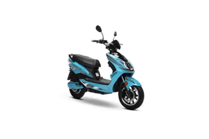 Okaya Electric Motofaast in Cyan Okaya Electric Motofaast in Cyan