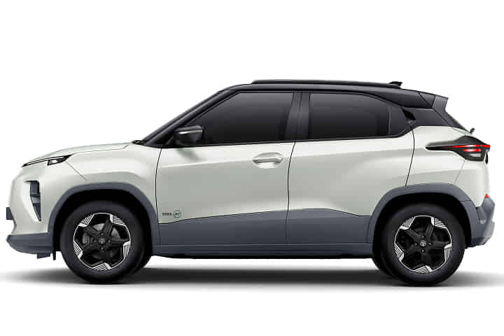 Tata Punch EV in Oxide DT