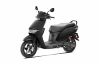 Honda QC 1 Pearl Igneous Black colour 