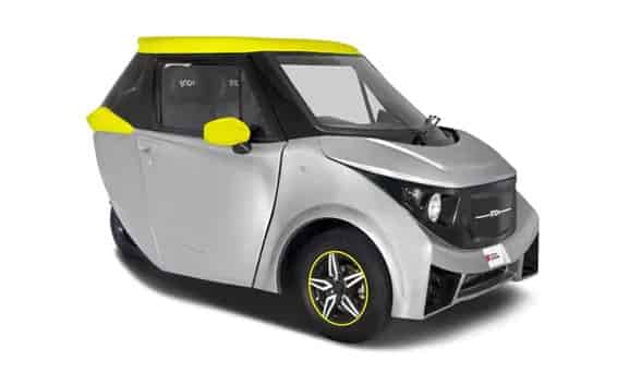 R3 in Silver With Yellow Roof