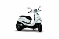 Avera Retrosa White colour Scooters Avera Retrosa White colour Scooters