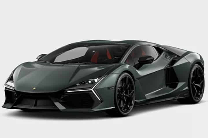 Lamborghini Revuelto in Verde Lares