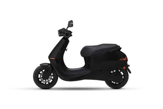 S1 Pro Gen 2 2021-2025 in Jet Black S1 Pro Gen 2 2021-2025 in Jet Black