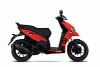 Aprilia SR 125 Power Red colour Scooters