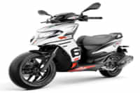 Aprilia SR 160 BS6 White colour Scooters Aprilia SR 160 BS6 White colour Scooters