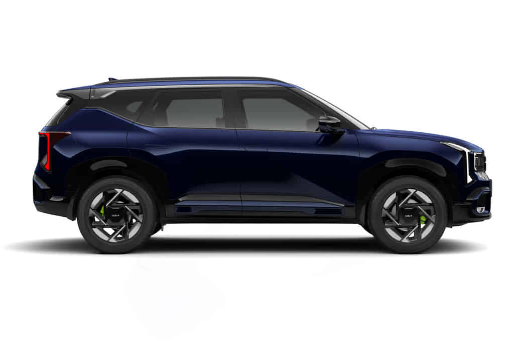 KIA Seltos in Imperial Blue