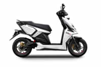 Simple OneS GRACE WHITE colour 