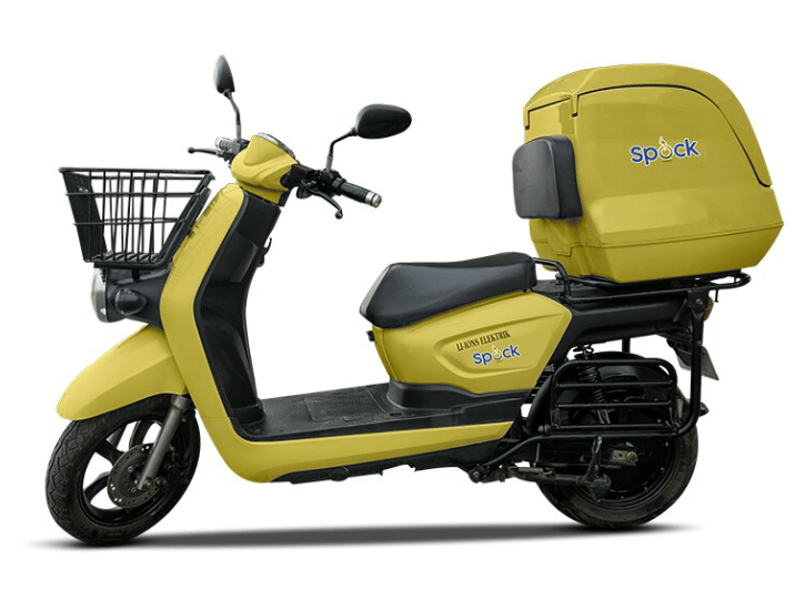 Li-ions Spock Electric Scooter in Yellow Li-ions Spock Electric Scooter in Yellow