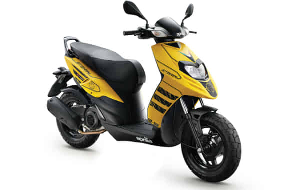 Storm 125 2019-2024 in Yellow Storm 125 2019-2024 in Yellow